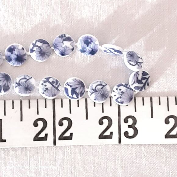 Lightweight Floral Opera Necklace Cobalt Blue And White Painted Lucite Beads - Picture 6 of 7